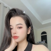 Lorry Russian Escorts in Photo 10 of 15