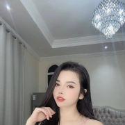 Lorry Russian Escorts in Photo 13 of 15