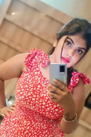 naina Naina are the Photo 10 of 10