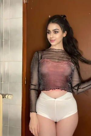 Pari Pari is a Photo 8 of 10